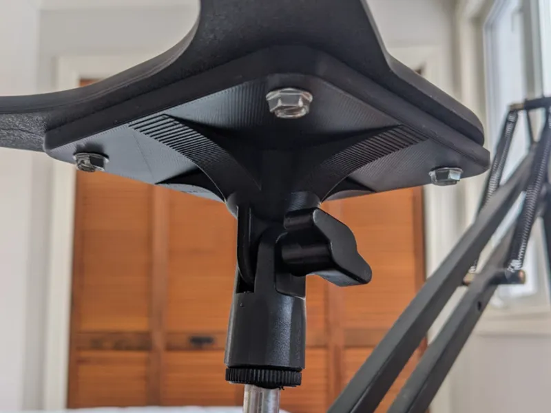 Amazon Mic Arm 75x75 VESA Mount for Laptop/Tablets