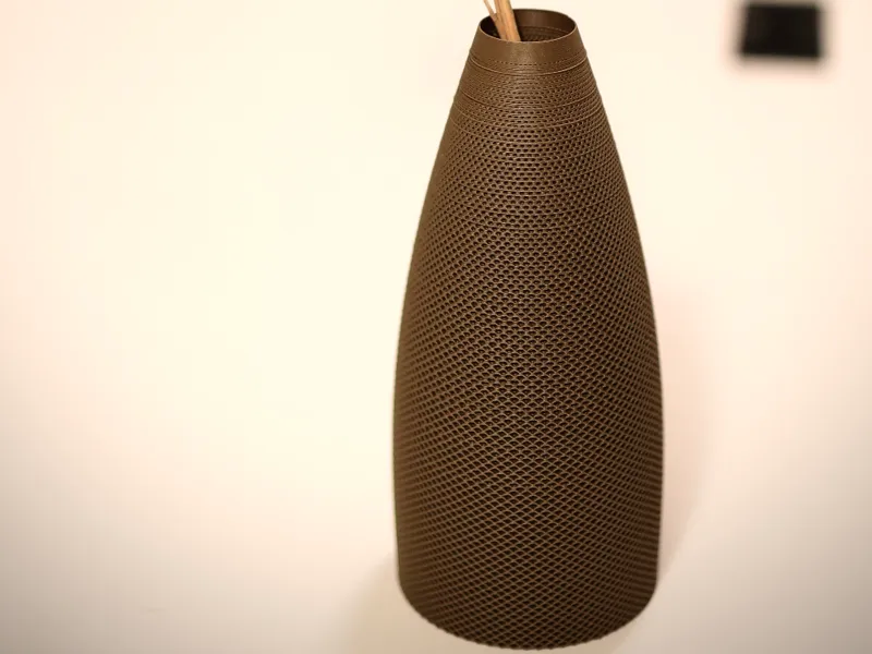 Vase with Mesh Structure