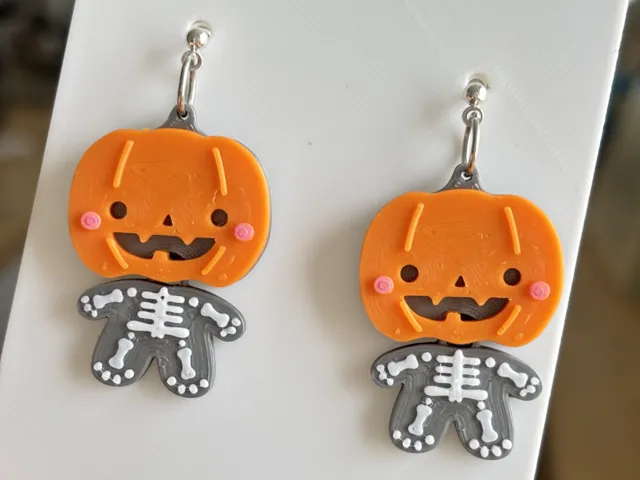 Pumpkin Baby Bones earring / keychain