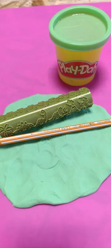 Letrero o emblema decorativo: playdoh dino roller — vista de referencia 4