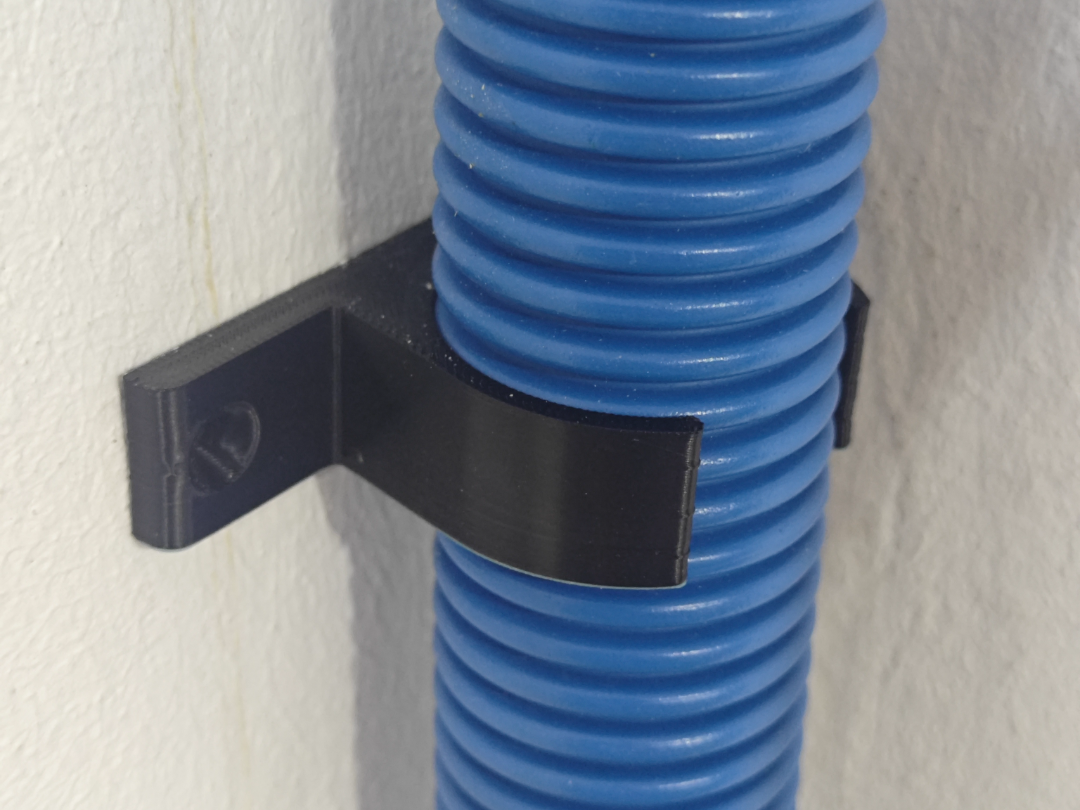 Corrugated Pipe Wall Mount DN38 Optimized 