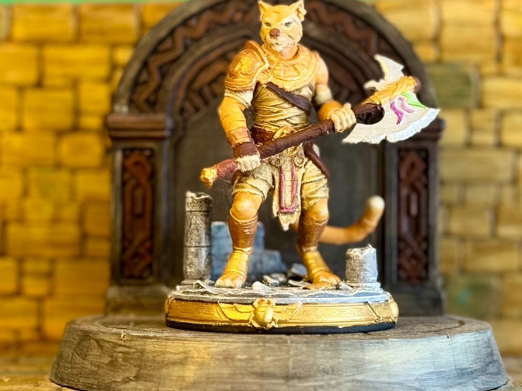 Khari "The Golden Warden" - Tabaxi Warrior