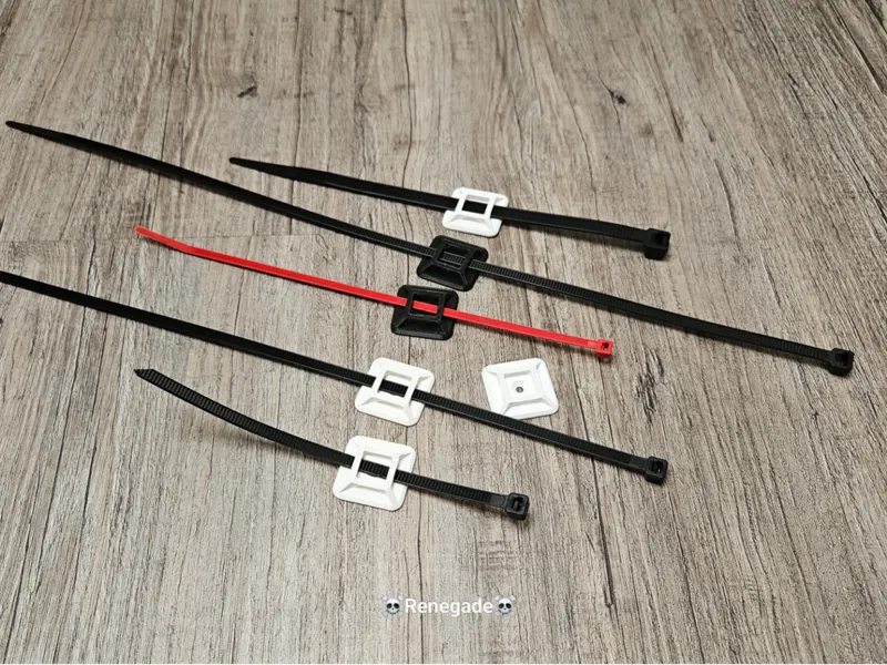Kabelhalter für die Wand mit Kabelbinder