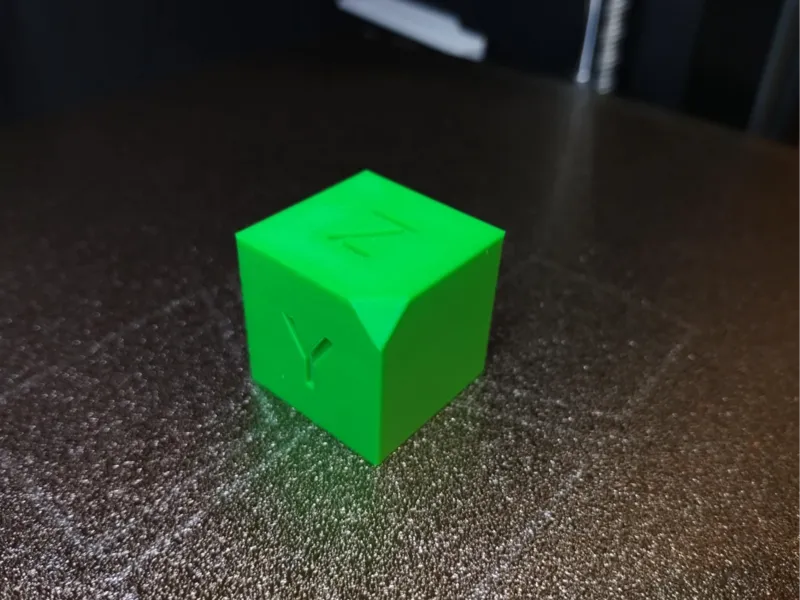 25x25 XYZ calibration cube, bambu pla basic profil