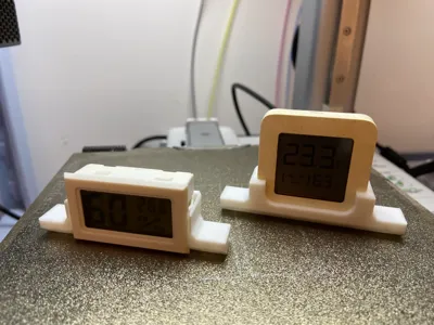 A temperature sensor add-on for a 5.8L filament holder rice bin