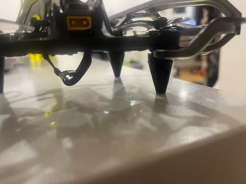 Speedybee Mario Mini25 feet 起落架
