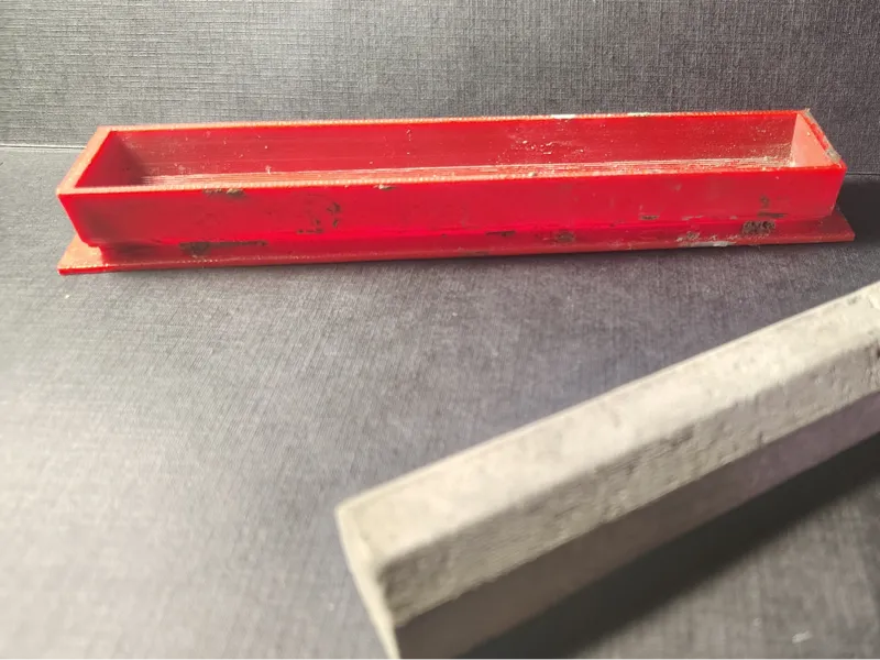 Fingerboarding parking curb mold