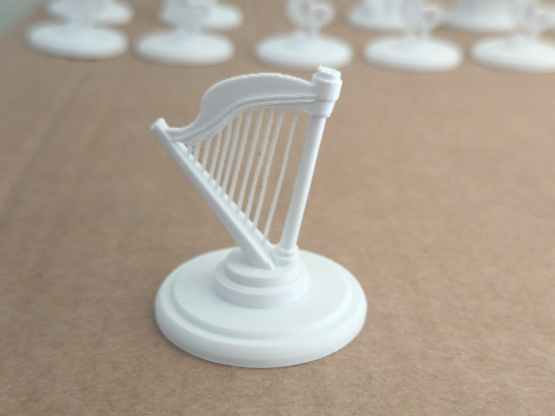 Chess piece music harp