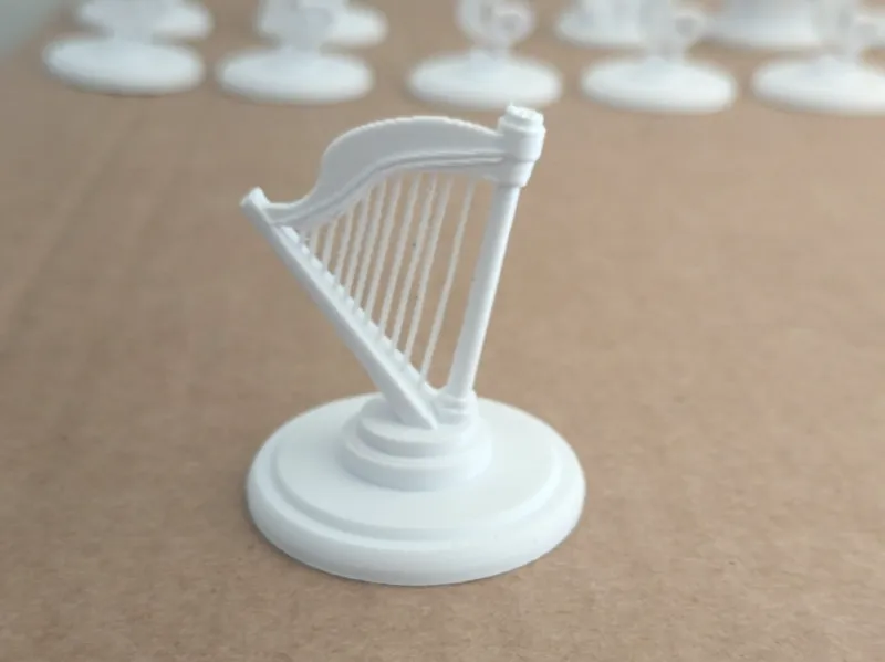 Chess piece music harp 