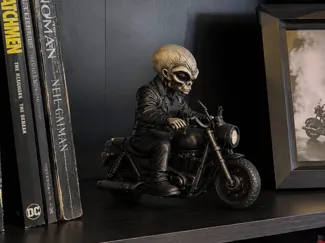 alien motociclista