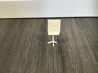 muic stand for dolls