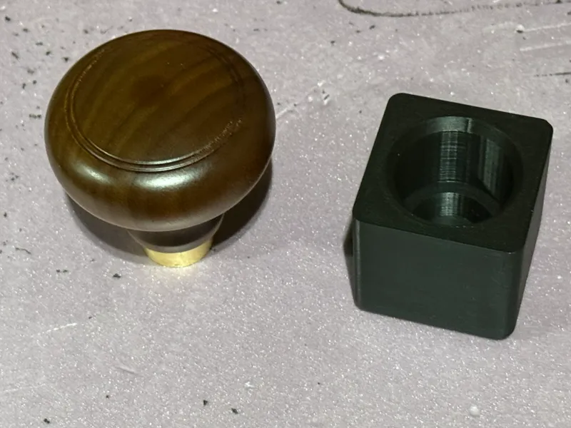 Lee Valley Plane Screwdriver Holder