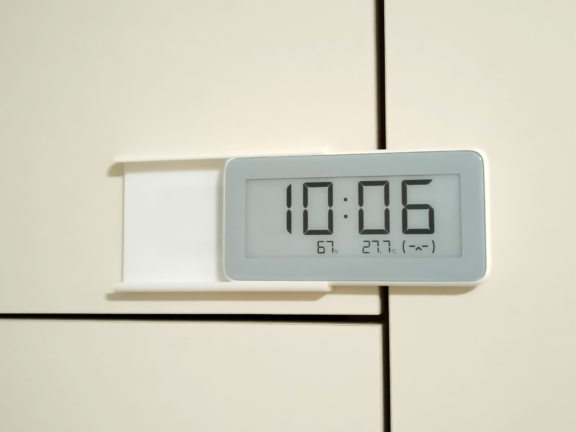 Xiaomi thermometer holder