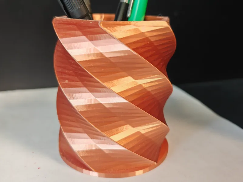 Spiral pencil cup