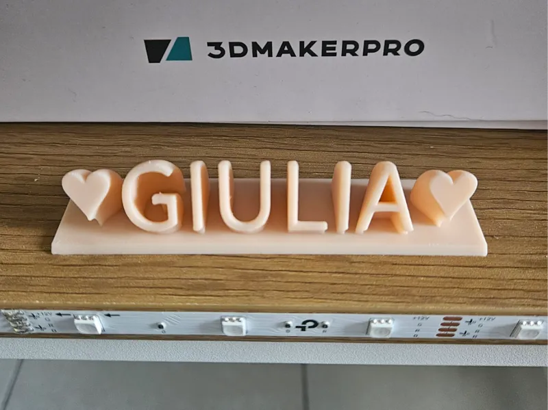 Giulia sweeping name with base