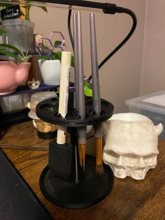 Paintbrush / Makeup Brush Dryer and Holder