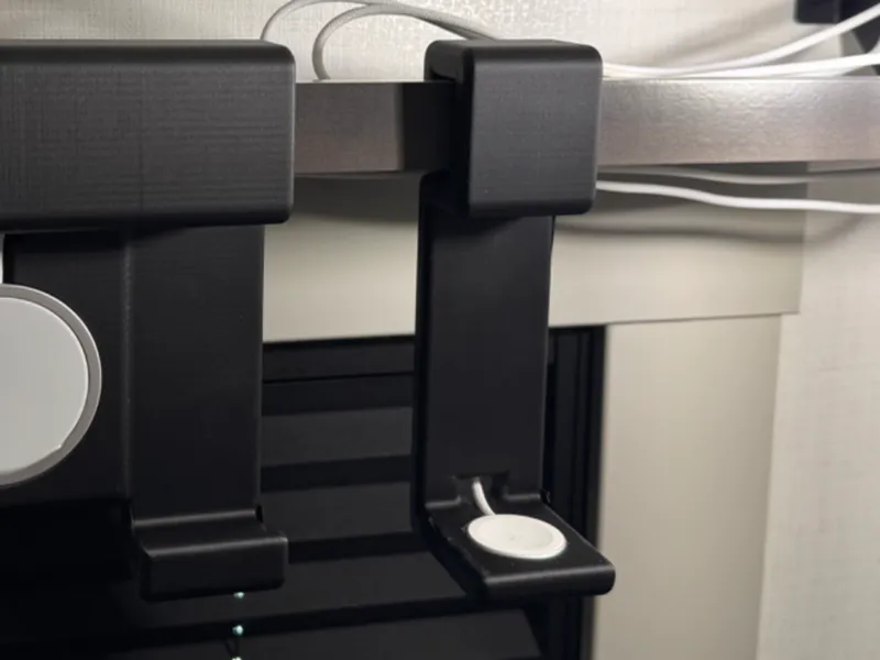 Apple Watch Wireless Charger - Camper Mount