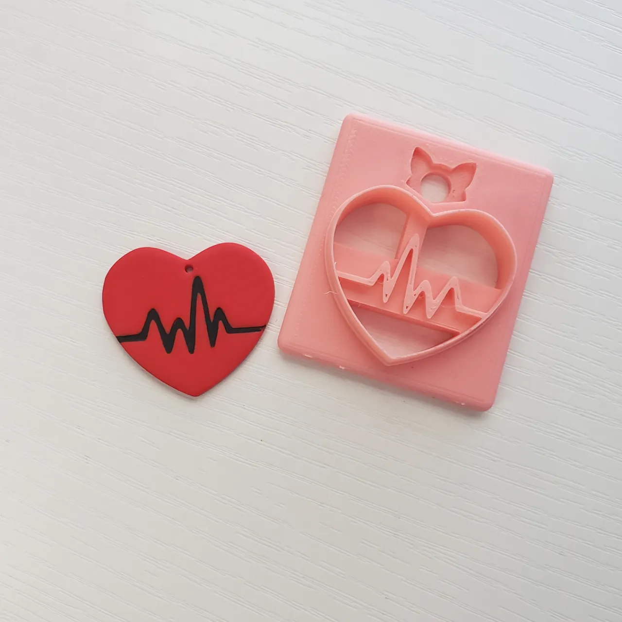 Heart Beat Valentine Polymer Clay Earring Cutter view 3