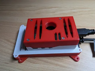 Raspberry Pi5 with modular 2,5" SSD/HDD Mount