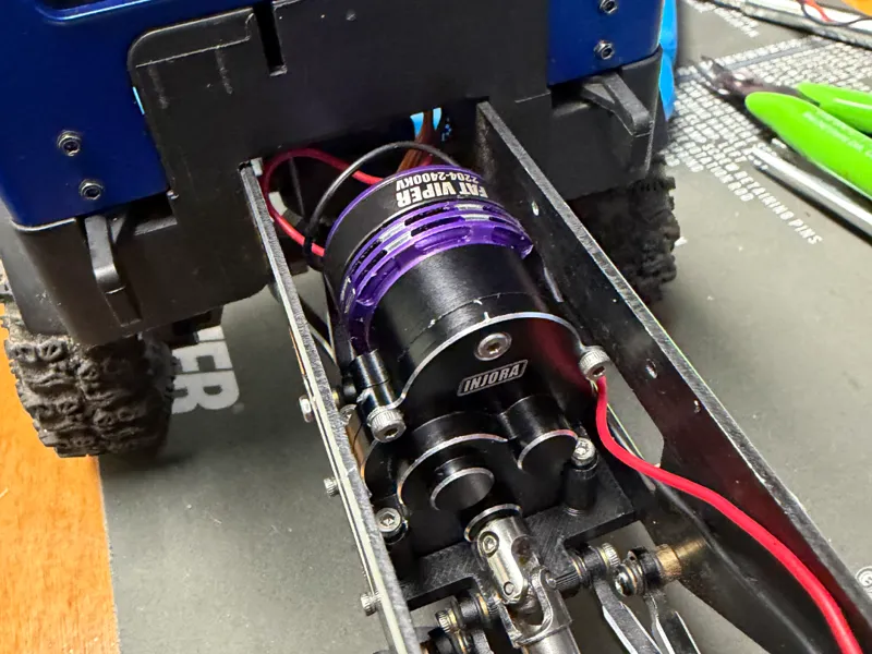 Adapter - TRX4M Transmission In Hobby Plus Arktos