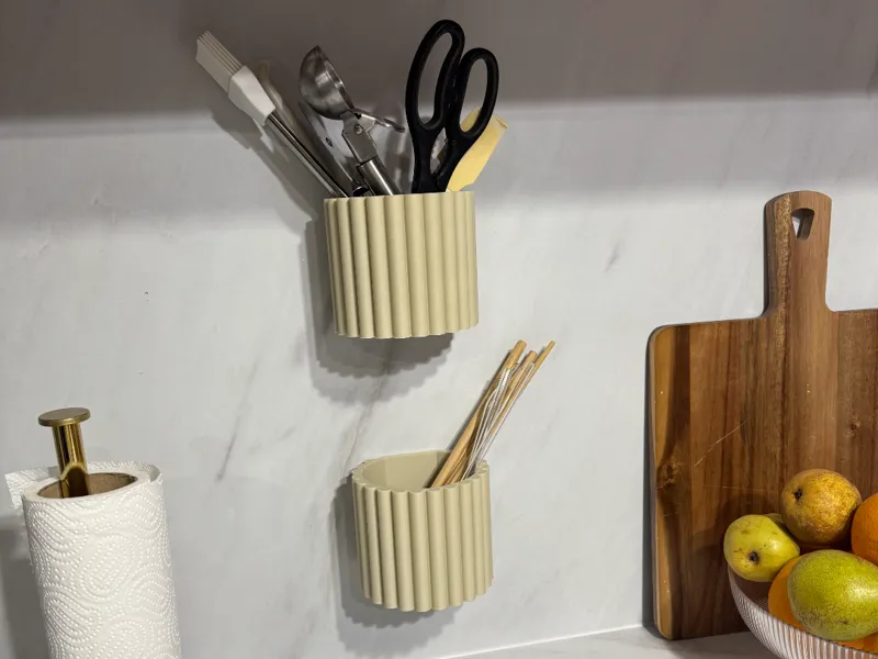 No-Drill Wall Scalloped Organizer