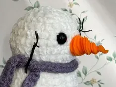 Twisted Carrot Nose Crochet Attachment - Sizeable