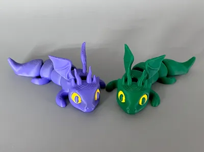 Cute Mini Articulated Dragon