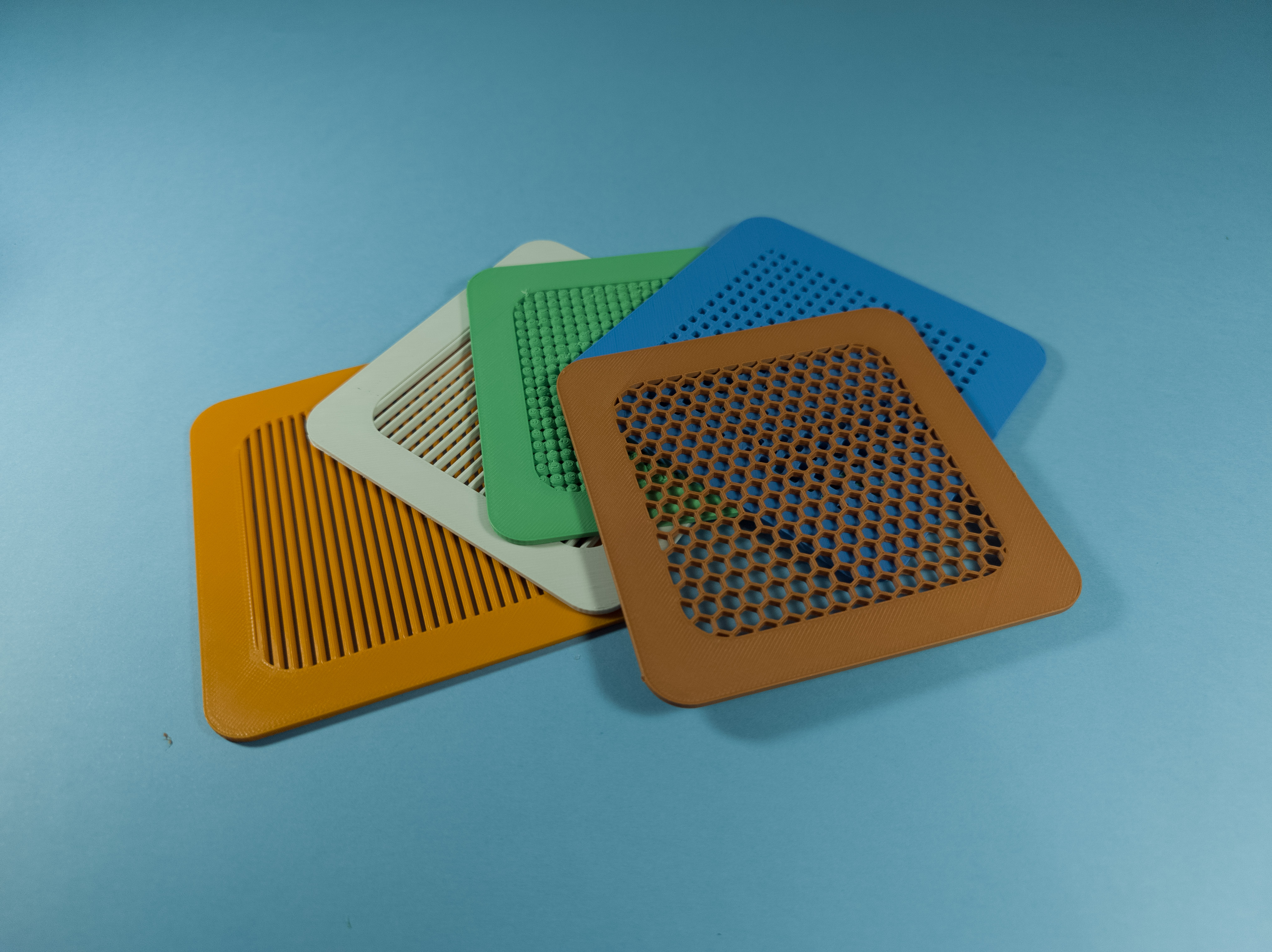Miniatura 2 do modelo 3D Customizable tray with lighting