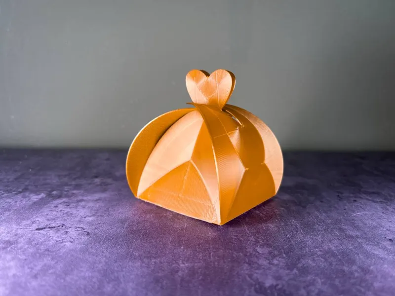 Heart chocolat box (foldable)