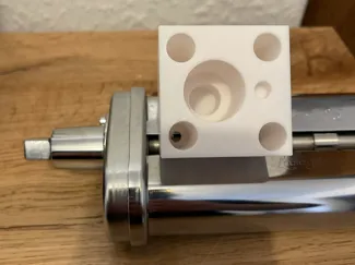 KitchenAid Wandhalter für Zubehör (Nabenaufnahme)