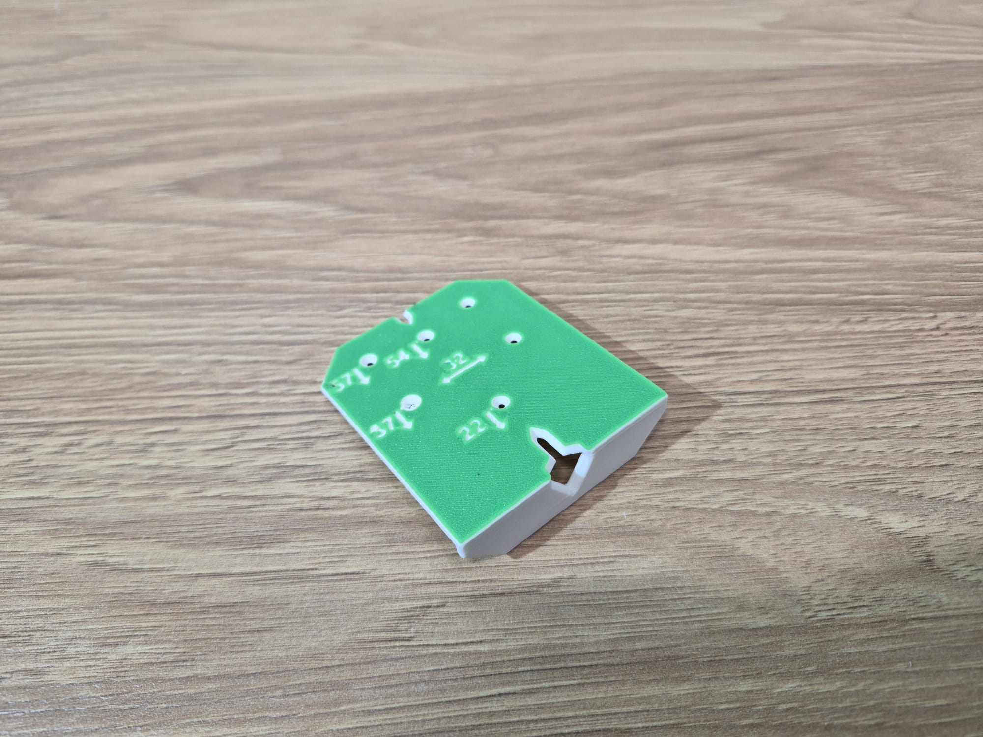 Miniatura 6 do modelo 3D Hinge drilling template