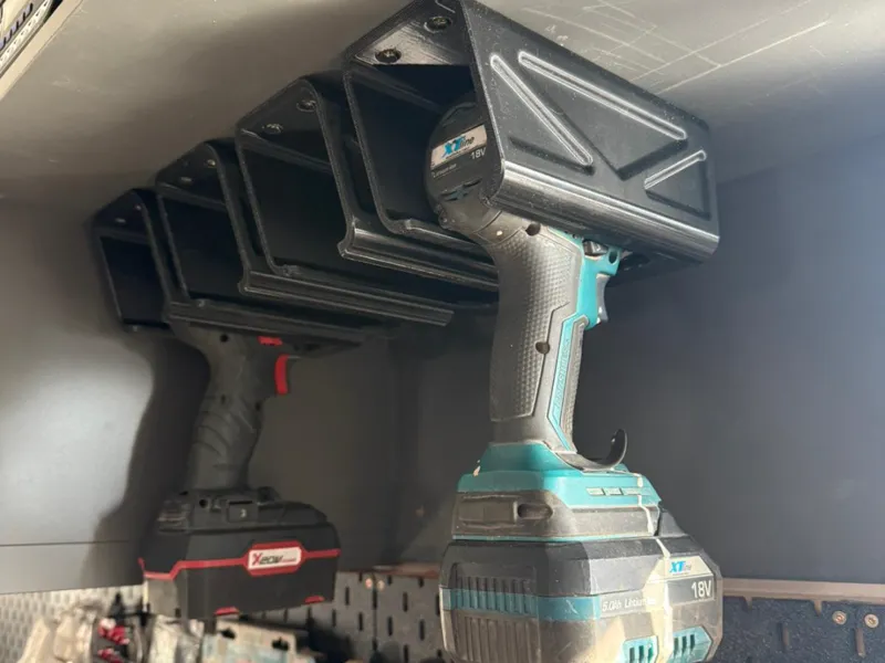 Drill holder (Milwaukee/Prakside/Dewalt/Makita/..)