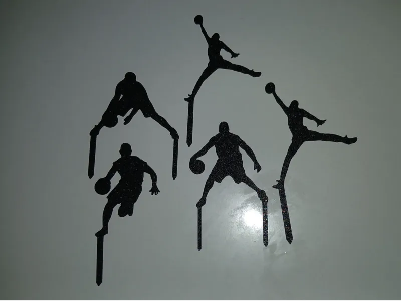 Basketball players topper