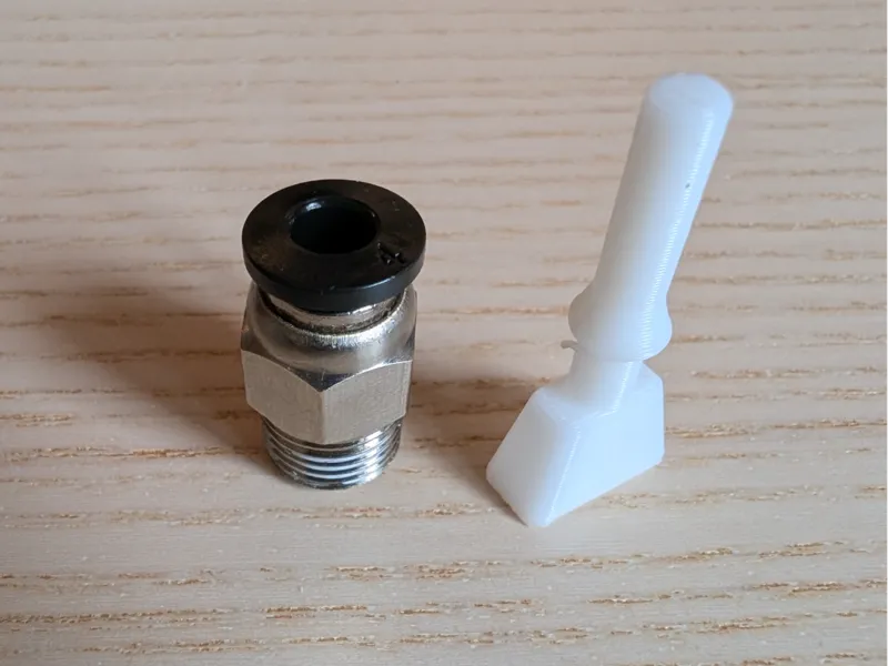 PC4 Plug easy removal