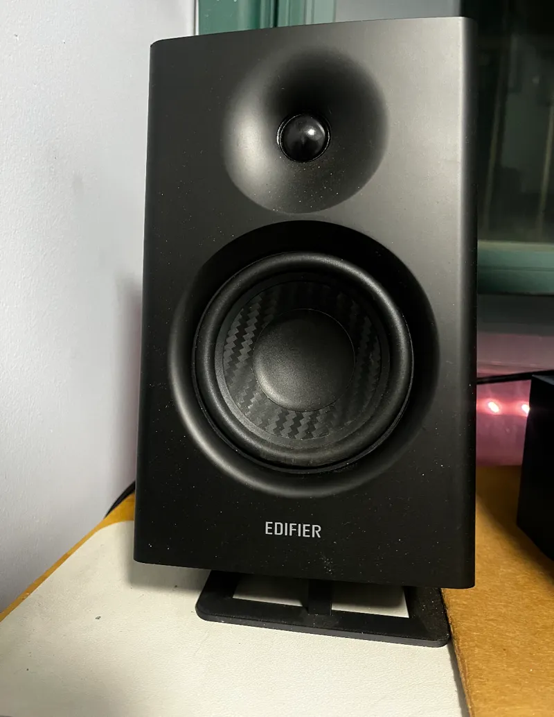 音箱倾斜支架