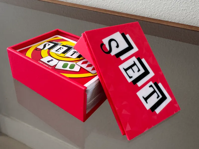 Set card game box