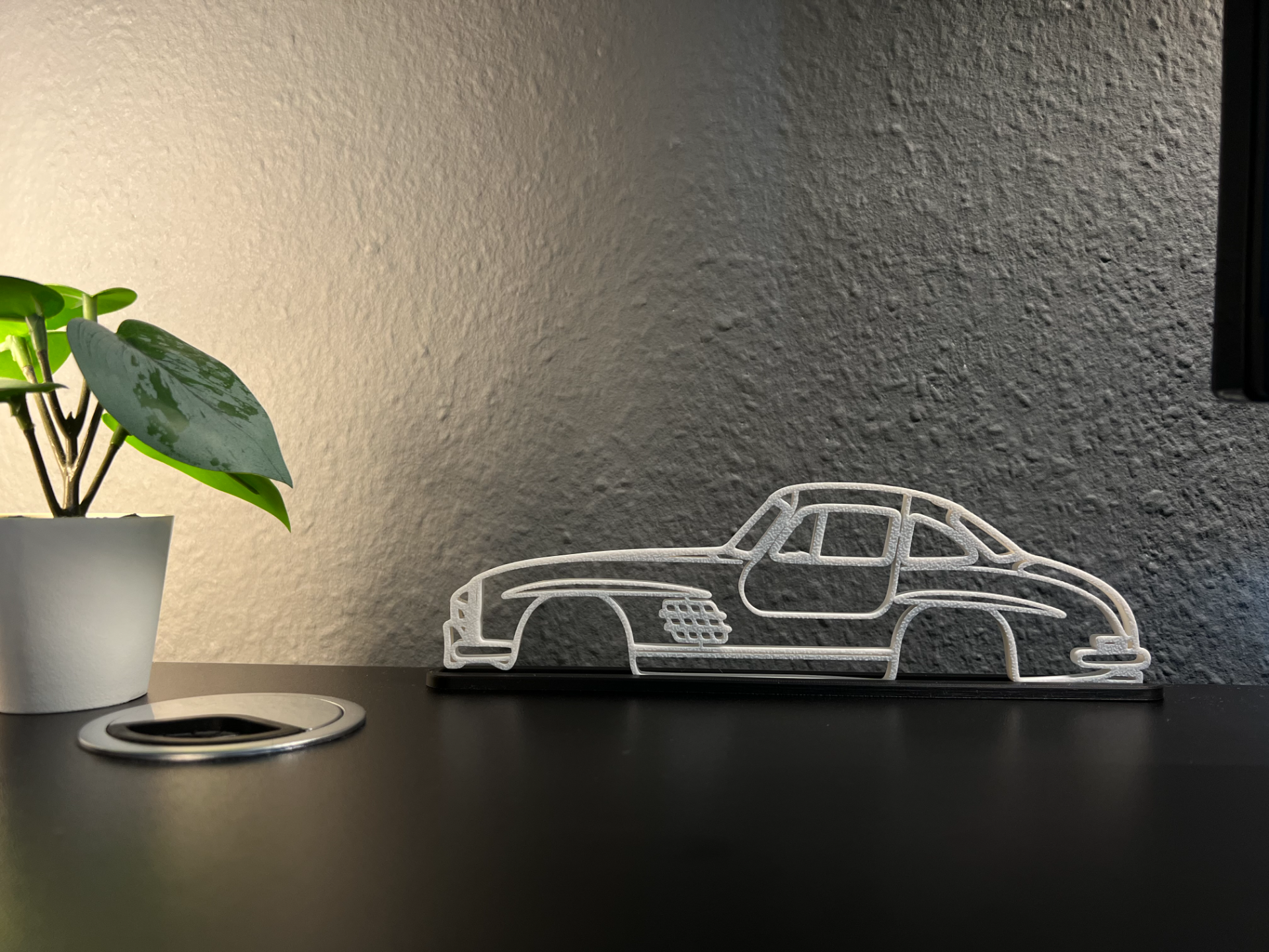 Mercedes-Benz SL300 Silhouette – Minimalist 2D Art