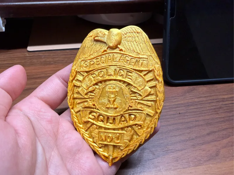 玩具警徽