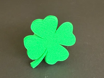 Four Leaf Clover Woggle