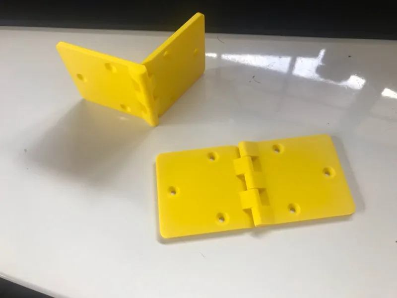 Print In Place Hinge (Customisable)