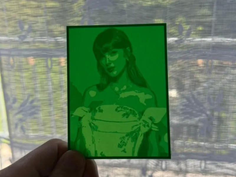Taylor Swift Lithophane Fan Collectible