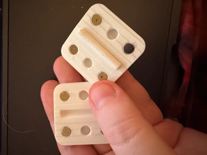 Magnet Fidget Clicker with Printed Steel Pin