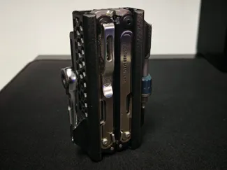 Leatherman ARC holster w/belt clip and 711L holder