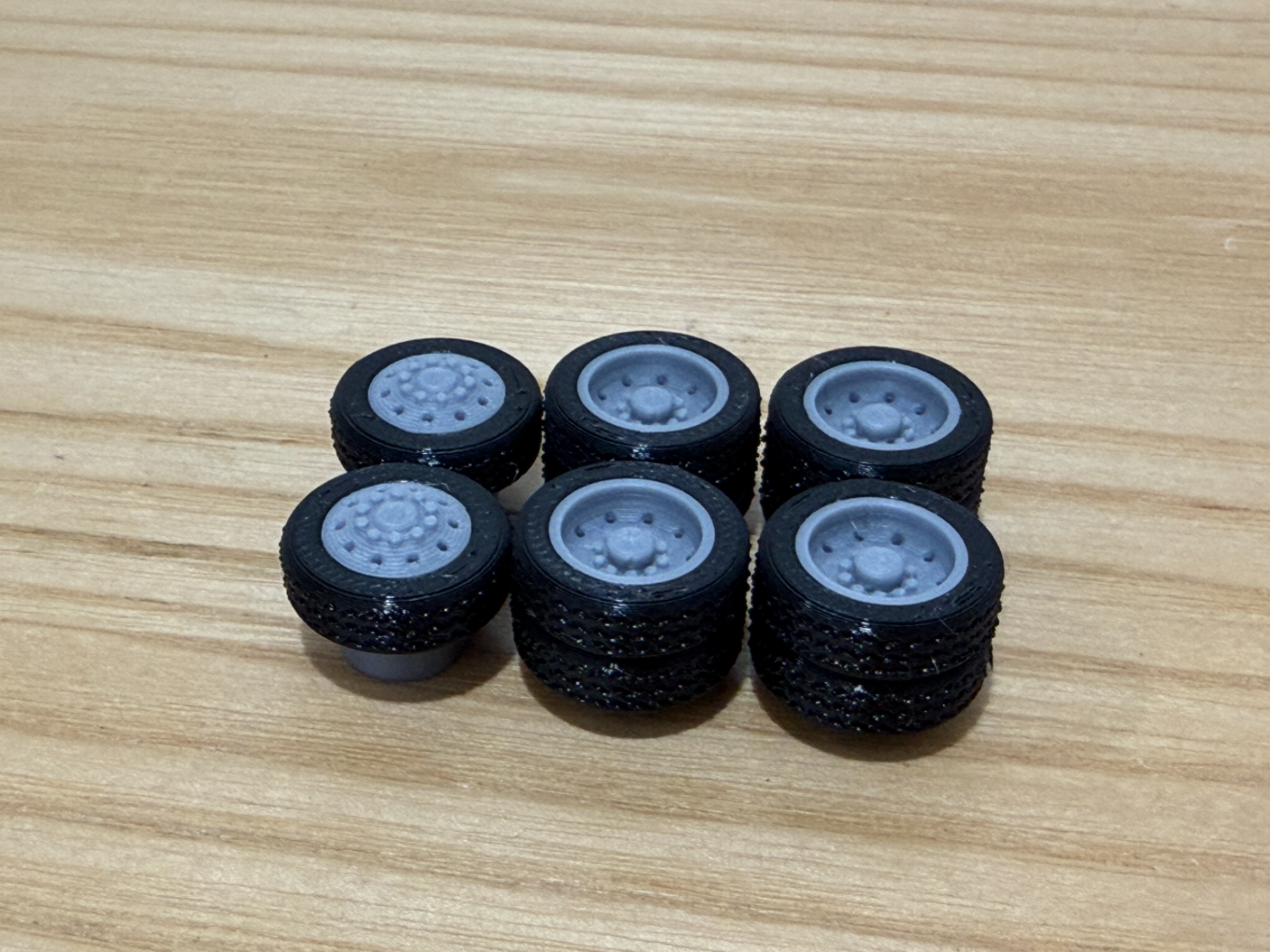 1/64 Wheels and Tires  |  Semi Trucks and Trailers