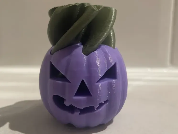 Pumpkin with cutouts - Impossible passthrough