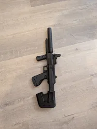 Pistolet-mitrailleur Halo (SMG), échelle 125 % — photo 5