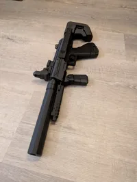 Pistolet-mitrailleur Halo (SMG), échelle 125 % — photo 6