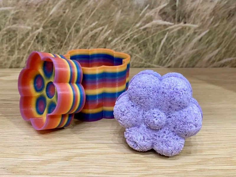 Badekugelform - Blüte
