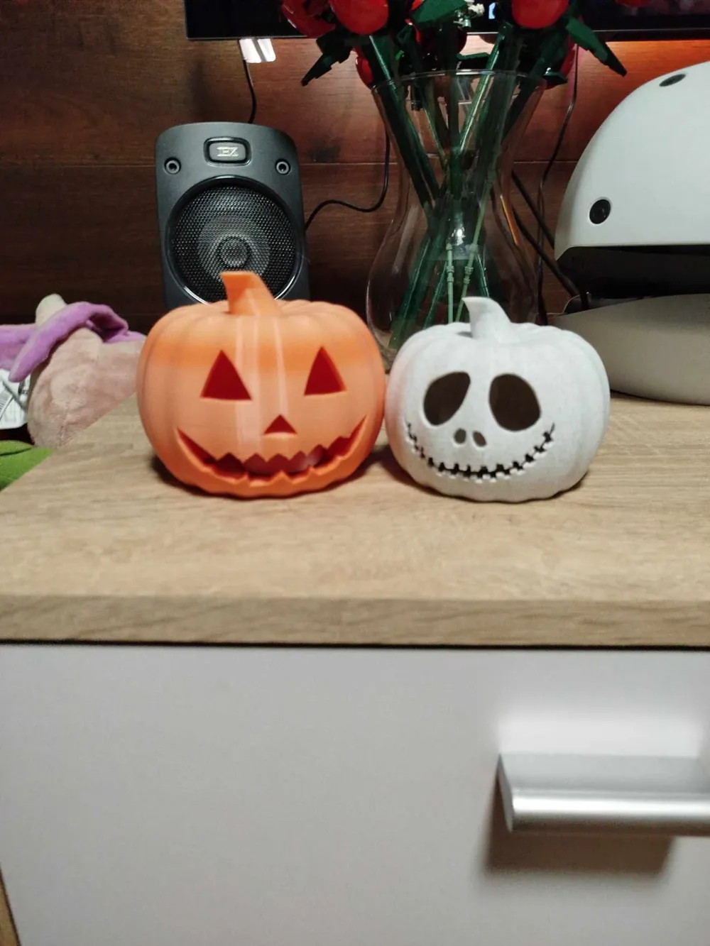 Pumpkin (LED) tea light holder - Free 3D Print Model - MakerWorld