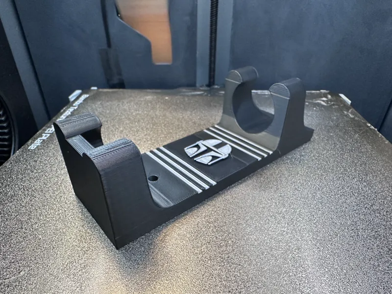 Mando Lightsaber Vertical Wall Mount